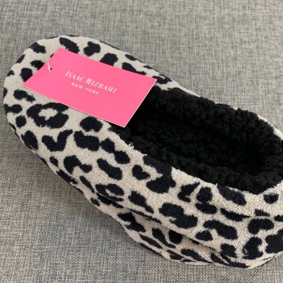 New Isaac Mizrahi New York Cozy Soft House Slippers Leopard Print Medium Black - Picture 2 of 11